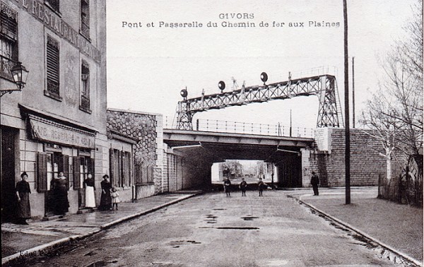 pont_et_passerelles_aux_plaines.jpg