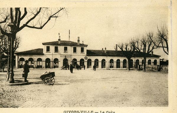 gare_givors_ville.JPG