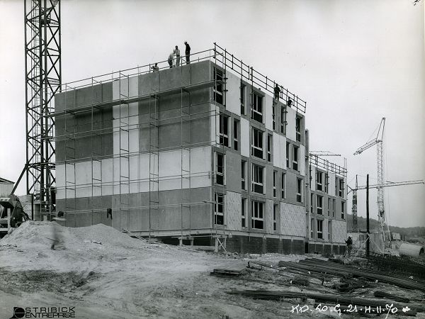 1970-11-04-verne04.jpg