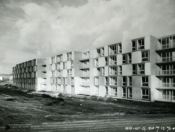 1970-12-07-verne04.jpg